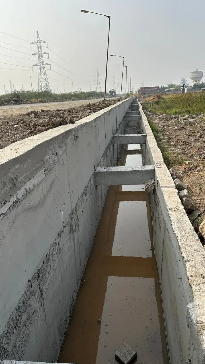 Reinforced cement concrete (RCC) storm water drain construction by CIP